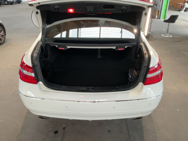 Mercedes-Benz E-Klasse E 350 CGI BlueEfficiency Avantgarde 2009 – снимка 16