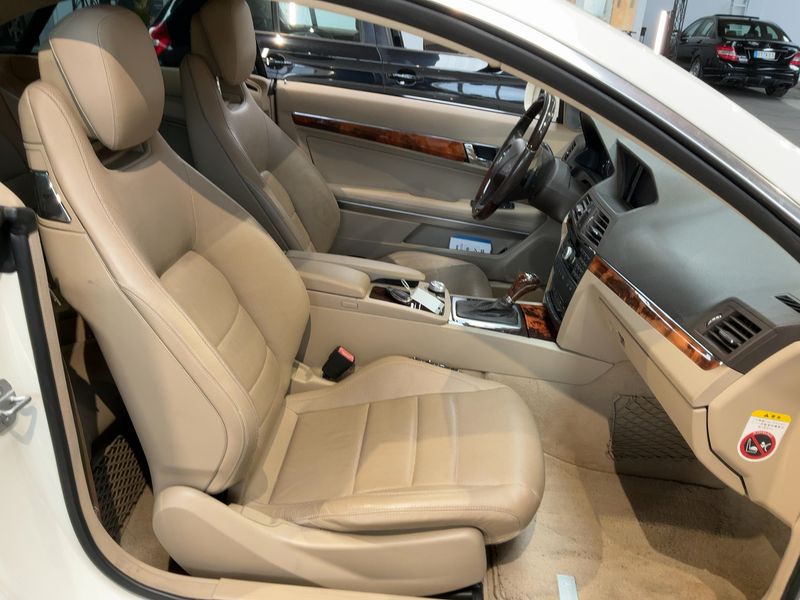 Mercedes-Benz E-Klasse E 350 CGI BlueEfficiency Avantgarde 2009 – снимка 17