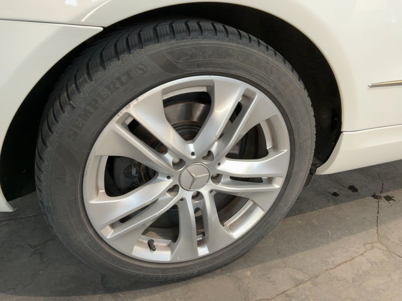 Mercedes-Benz E-Klasse E 350 CGI BlueEfficiency Avantgarde 2009 – снимка 9