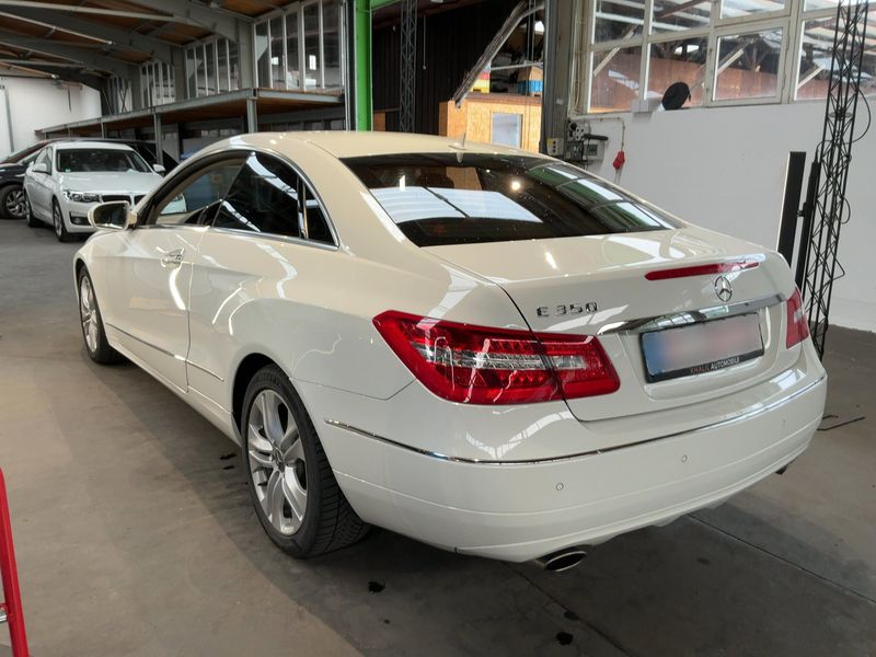 Mercedes-Benz E-Klasse E 350 CGI BlueEfficiency Avantgarde 2009 – снимка 6