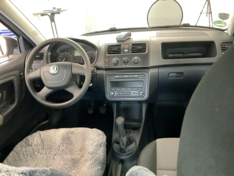 Skoda Fabia 1.4 Cool Edition 2012 – снимка 17