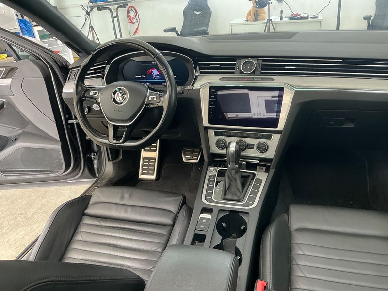 Volkswagen Passat Alltrack 2.0 TDI 4Motion BlueMotion Tech 2018 – снимка 17