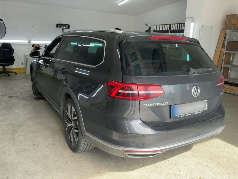 Volkswagen Passat Alltrack 2.0 TDI 4Motion BlueMotion Tech 2018 – снимка 6