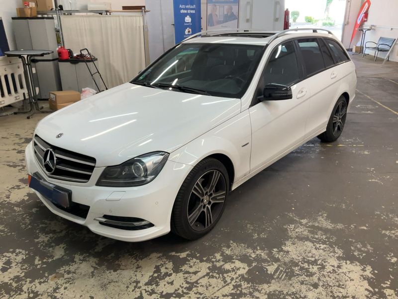 Mercedes-Benz C-Klasse C 250 CDI T 4Matic BlueEfficiency Classic 2013 – снимка 1