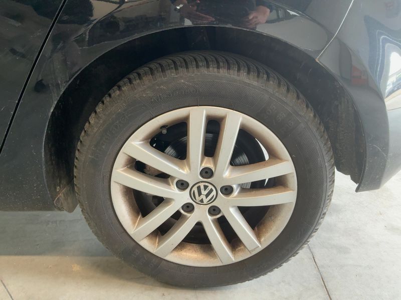 Volkswagen Golf VI 1.6 TDI Highline 2010 – снимка 5