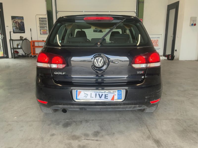 Volkswagen Golf VI 1.6 TDI Highline 2010 – снимка на щета 7
