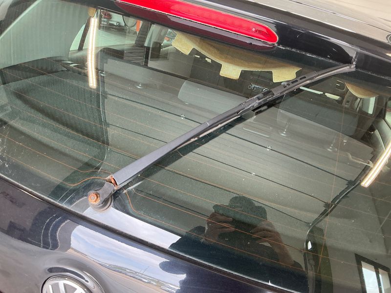 Volkswagen Golf VI 1.6 TDI Highline 2010 – снимка на щета 34