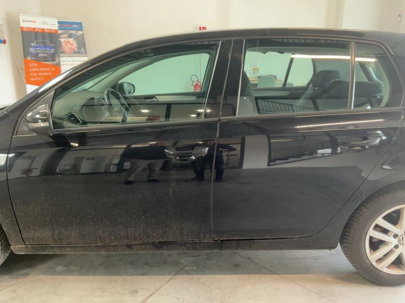 Volkswagen Golf VI 1.6 TDI Highline 2010 – снимка на щета 4