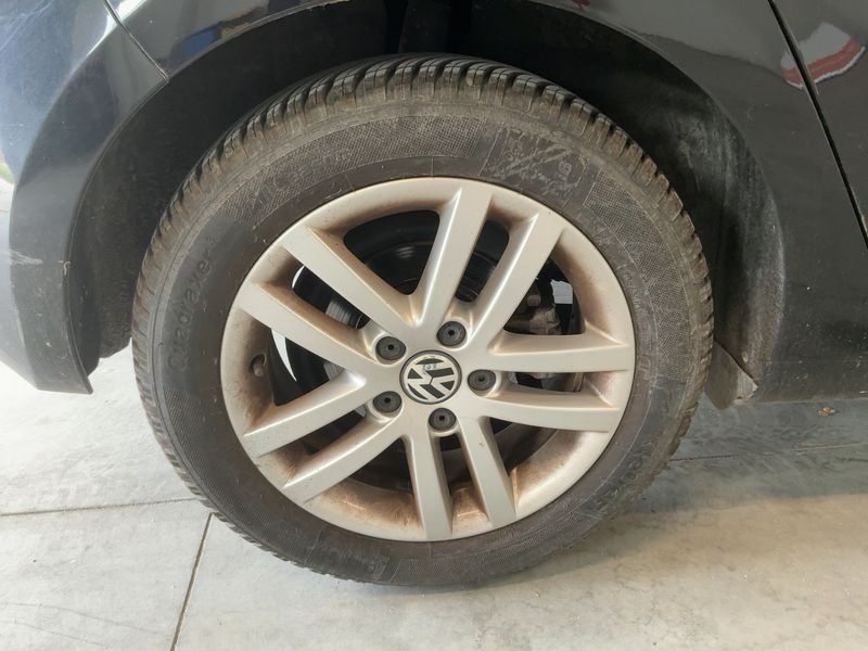 Volkswagen Golf VI 1.6 TDI Highline 2010 – снимка 9