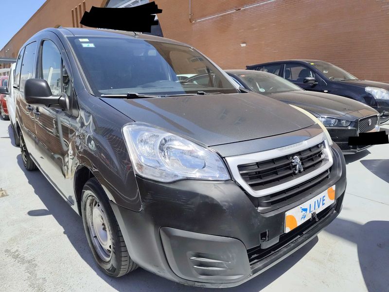Peugeot Partner 1.6 Blue-HDi Access 2017 – снимка 6