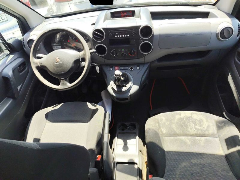 Peugeot Partner 1.6 Blue-HDi Access 2017 – снимка 11