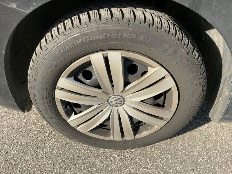 Volkswagen Touran 1.4 TSI Comfortline BlueMotion Tech 2016 – снимка 3