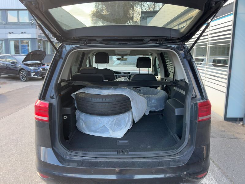 Volkswagen Touran 1.4 TSI Comfortline BlueMotion Tech 2016 – снимка 16
