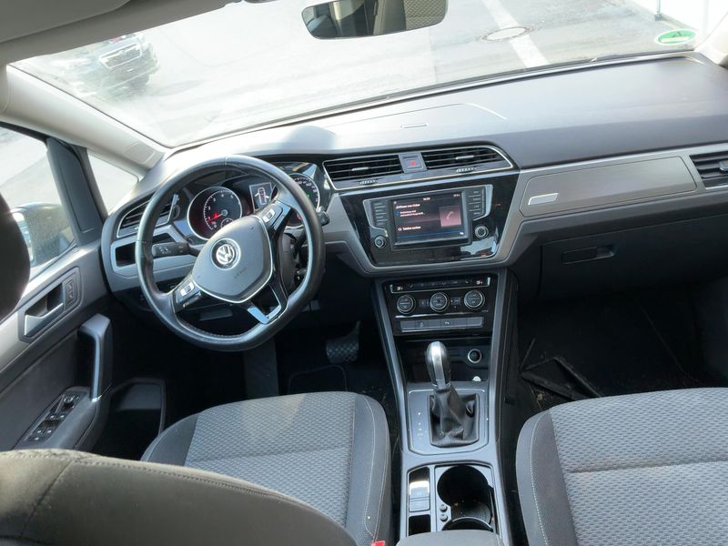 Volkswagen Touran 1.4 TSI Comfortline BlueMotion Tech 2016 – снимка 18