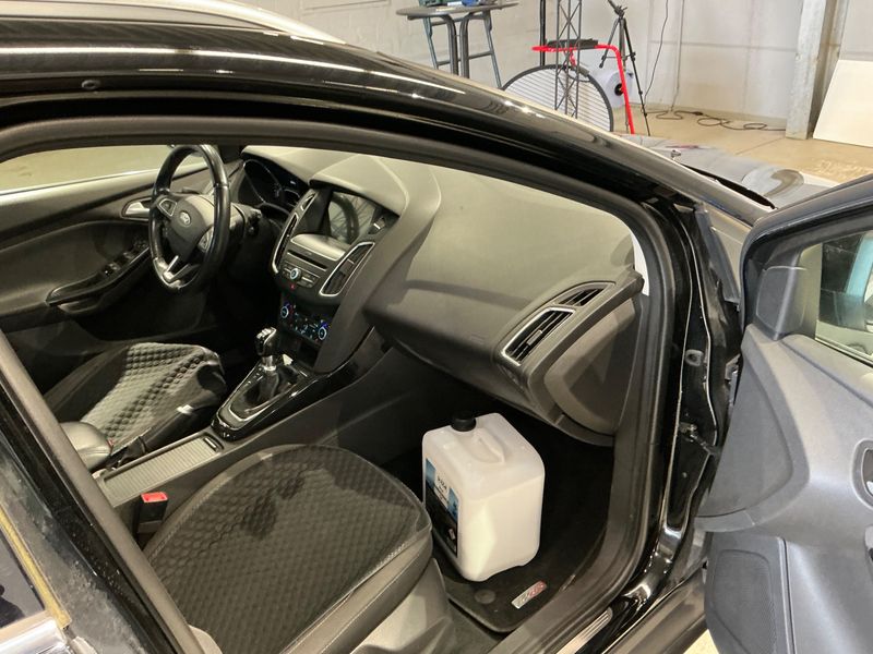 Ford Focus 1.5 TDCi Titanium 2018 – снимка 22