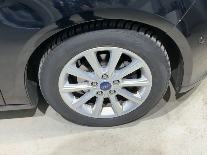 Ford Focus 1.5 TDCi Titanium 2018 – снимка 11