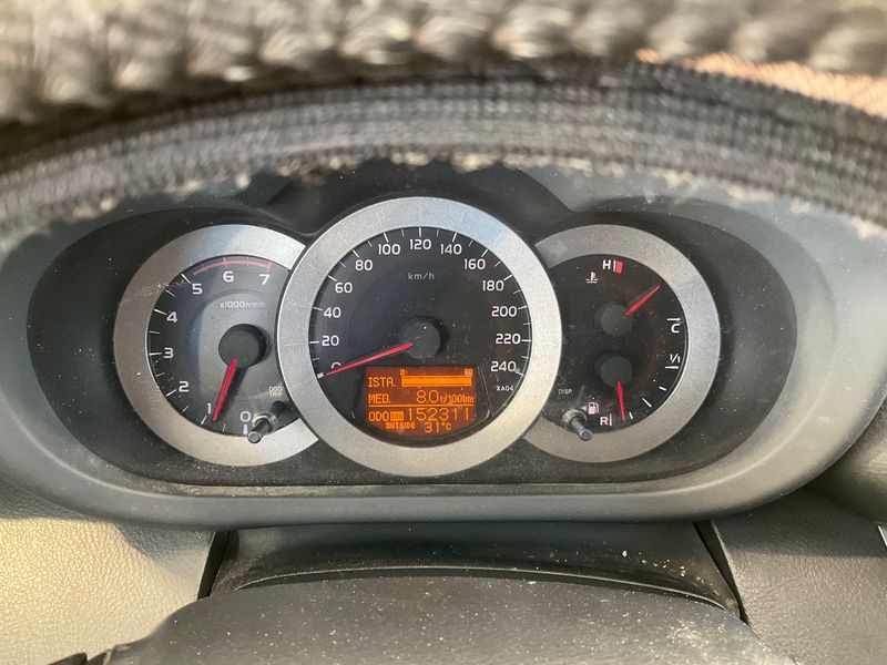 Toyota RAV 4 2.2 D-CAT Sol 2006 – снимка 18