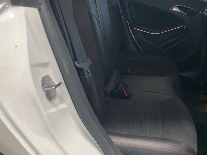 Mercedes-Benz CLA-Klasse CLA 200 Fascination 2018 – снимка 19