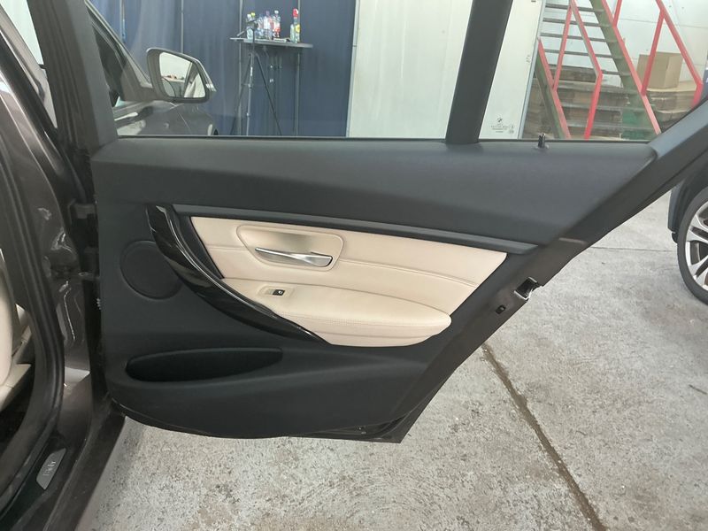 BMW 3er 320d 2014 – снимка 33