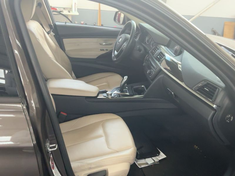 BMW 3er 320d 2014 – снимка 17
