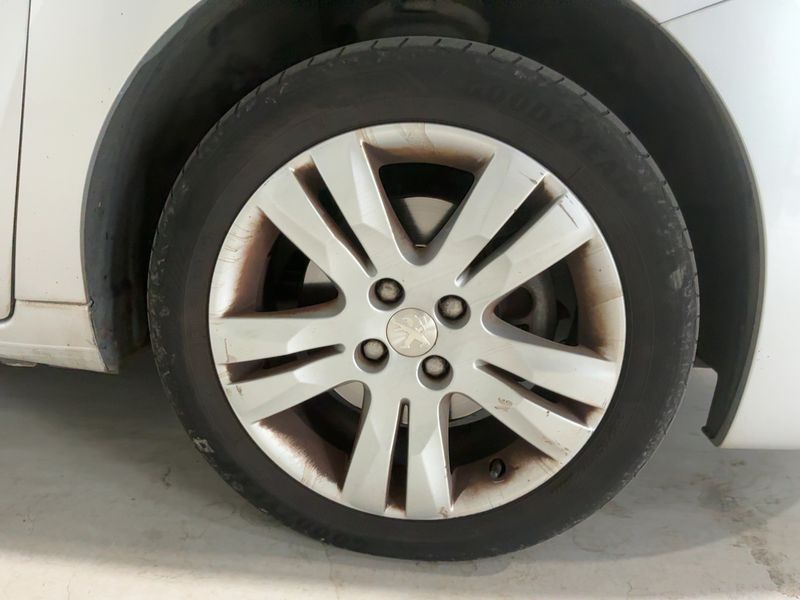 Peugeot 5008 2.0 Blue-HDi Allure 2016 – снимка 11