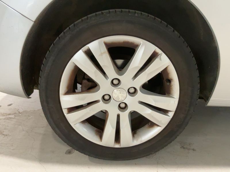Peugeot 5008 2.0 Blue-HDi Allure 2016 – снимка 9