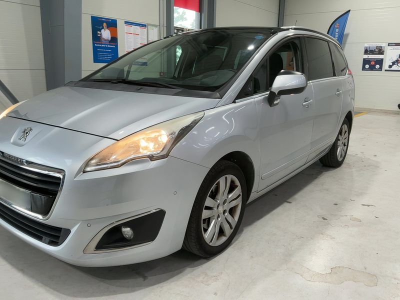Peugeot 5008 2.0 Blue-HDi Allure 2016 – снимка 2