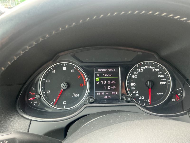 Audi Q5 2.0 TFSI quattro 2012 – снимка 19