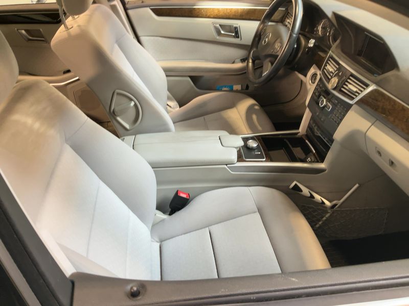Mercedes-Benz E-Klasse E 200 CGI BlueEfficiency 2012 – снимка 16