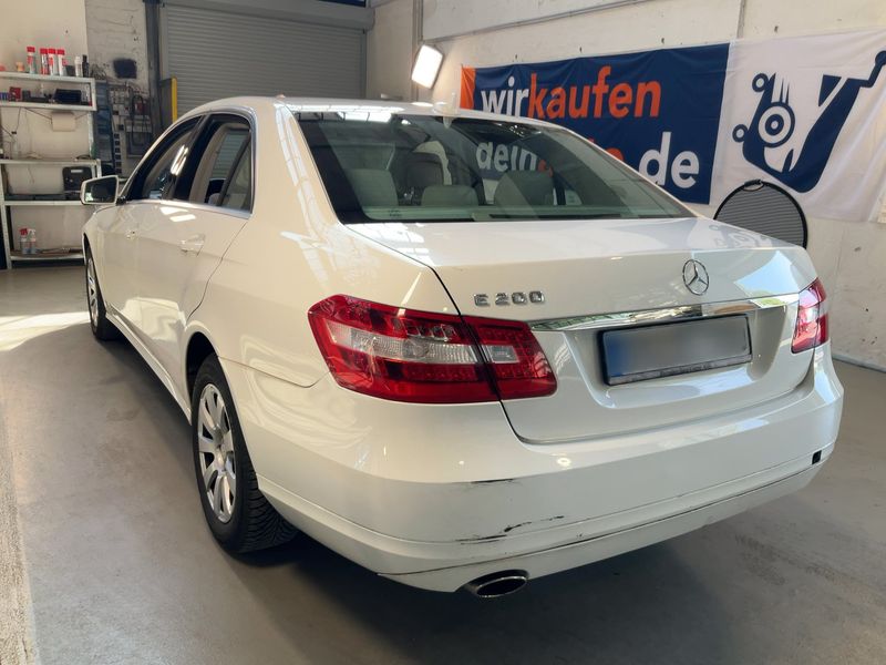 Mercedes-Benz E-Klasse E 200 CGI BlueEfficiency 2012 – снимка 6