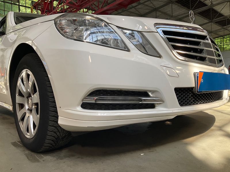 Mercedes-Benz E-Klasse E 200 CGI BlueEfficiency 2012 – снимка 37