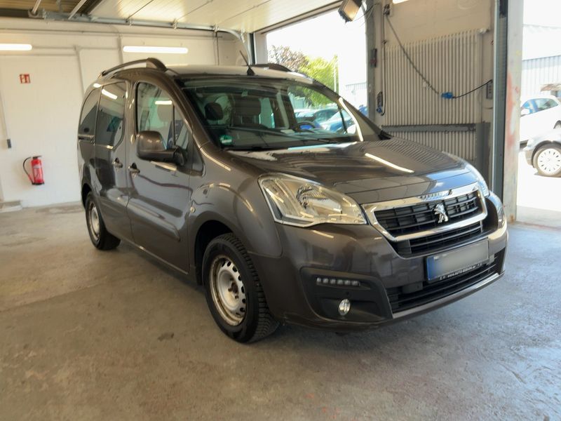 Peugeot Partner 1.6 Blue-HDi Allure 2015 – снимка на щета