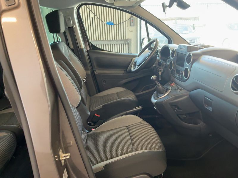 Peugeot Partner 1.6 Blue-HDi Allure 2015 – снимка 11