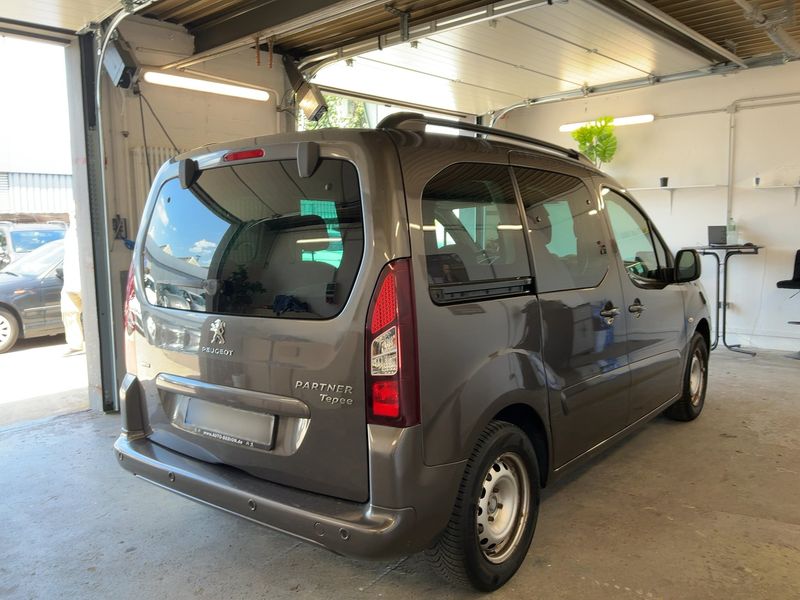 Peugeot Partner 1.6 Blue-HDi Allure 2015 – снимка на щета