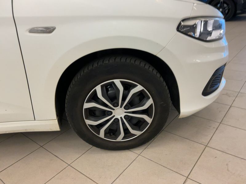 Fiat Tipo 1.4 Pop 2016 – снимка 11