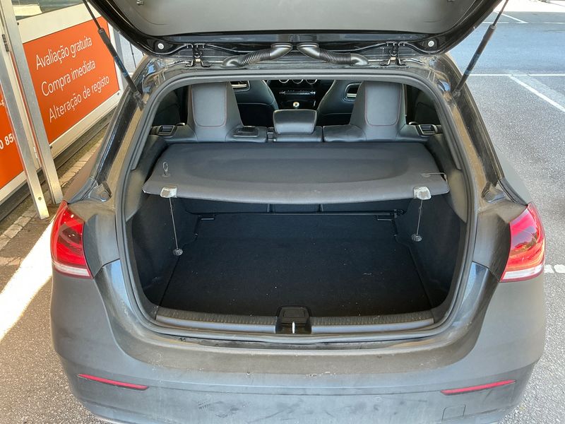 Mercedes-Benz A-Klasse A 160 AMG Line 2020 – снимка 15
