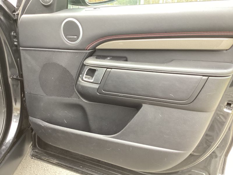 Land Rover Discovery 5 2.0 Si4 TwinTurbo HSE 2021 – снимка 33