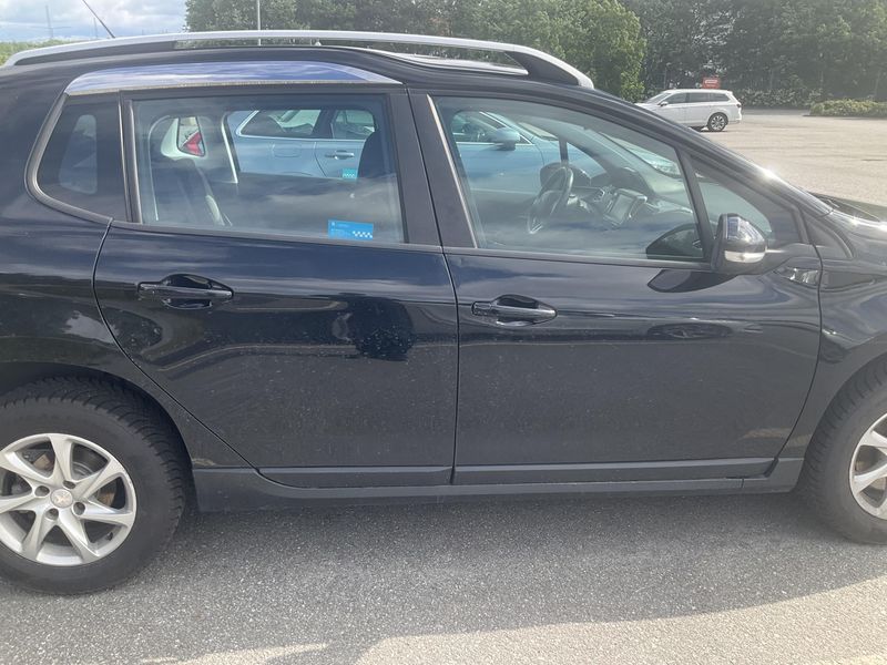 Peugeot 2008 1.2 PureTech Active 2017 – снимка 10