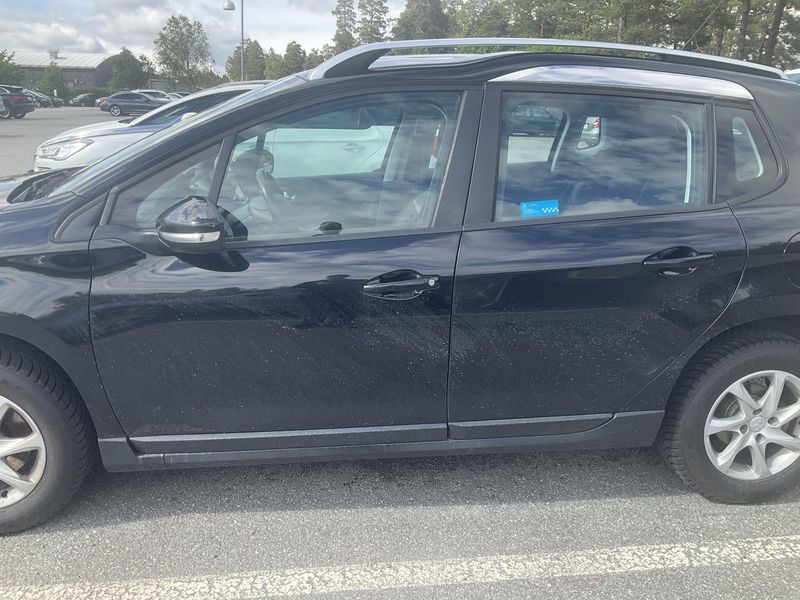 Peugeot 2008 1.2 PureTech Active 2017 – снимка 4