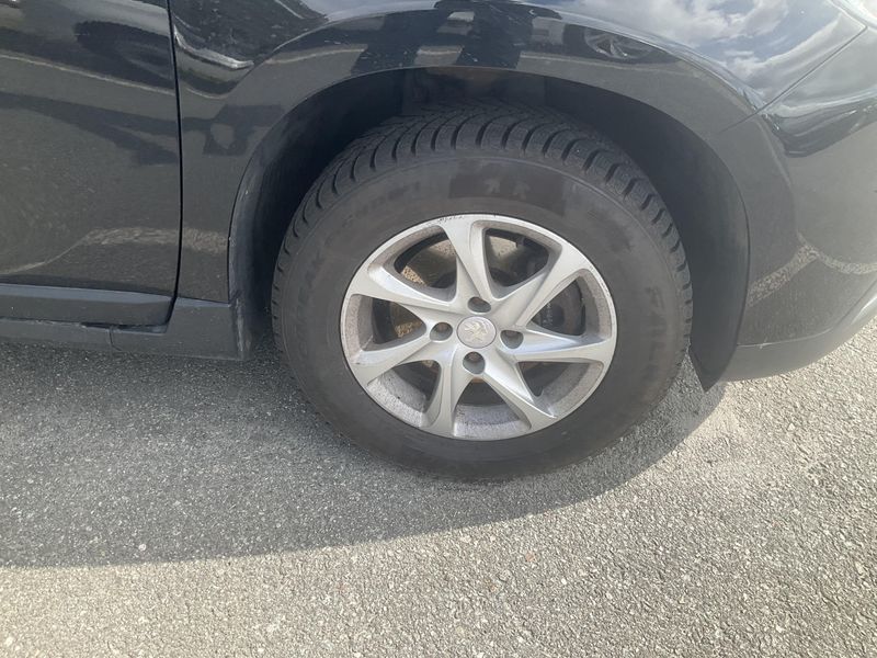 Peugeot 2008 1.2 PureTech Active 2017 – снимка 11