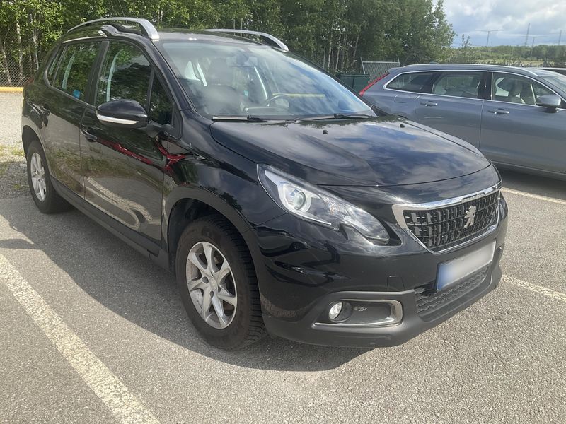 Peugeot 2008 1.2 PureTech Active 2017 – снимка 12