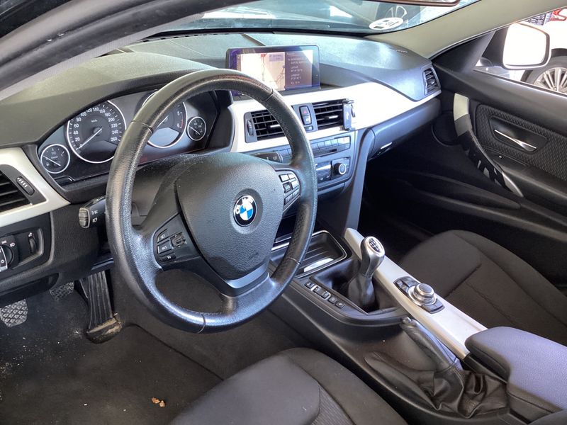 BMW 3er 318d 2013 – снимка 31