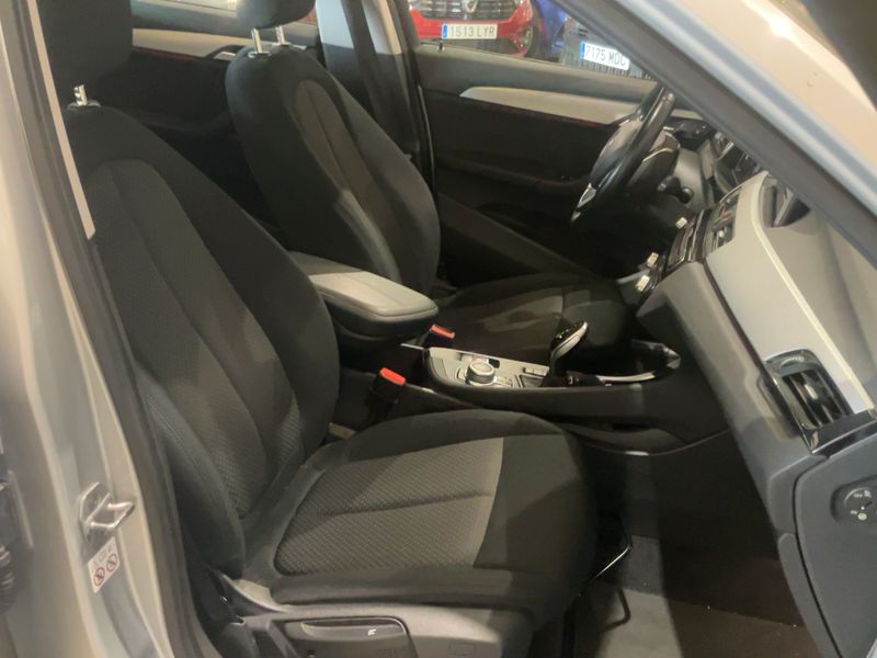 BMW X1 xDrive 18d Advantage 2018 – снимка 16