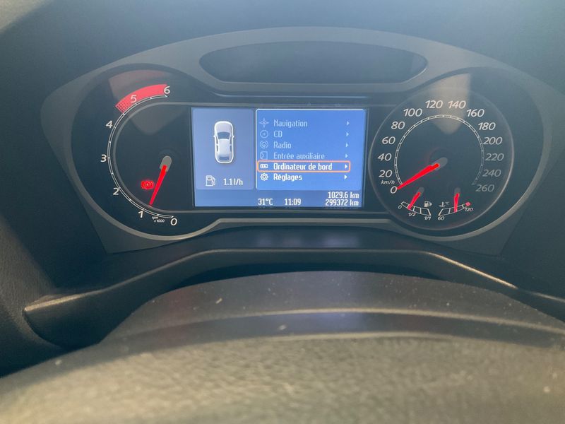 Ford Mondeo 2.0 TDCi Titanium 2010 – снимка 4