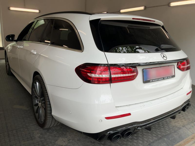 Mercedes-Benz E-Klasse E 53 AMG Mild-Hybrid T 4Matic+ 2023 – снимка 6