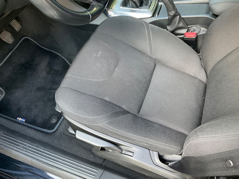 Volvo V40 1.6 D2 You! 2014 – снимка 24
