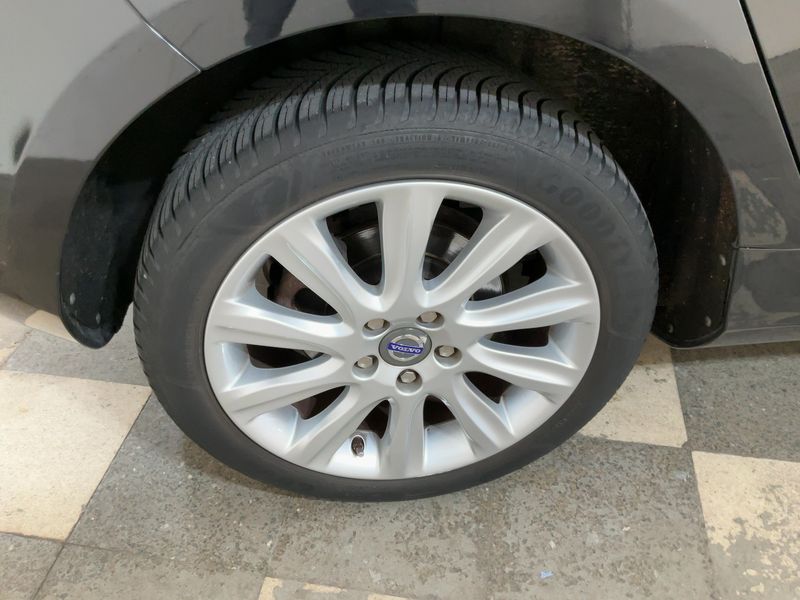 Volvo V40 1.6 D2 You! 2014 – снимка 9