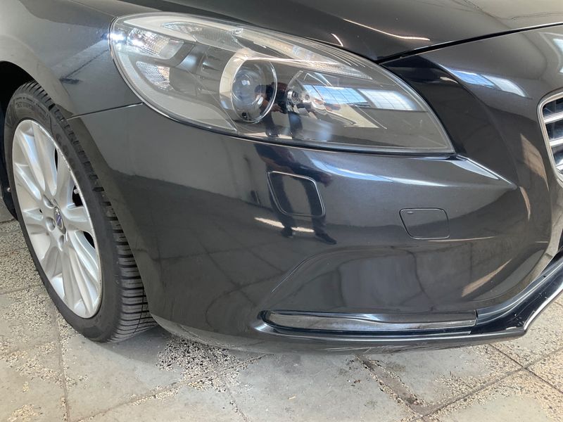 Volvo V40 1.6 D2 You! 2014 – снимка 32