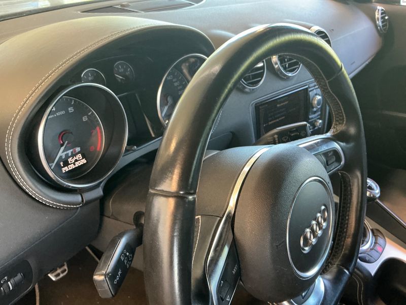 Audi TTS 2.0 TFSI quattro Coupe 2011 – снимка 25