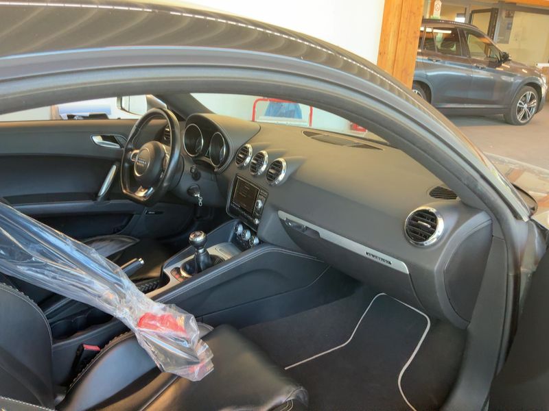 Audi TTS 2.0 TFSI quattro Coupe 2011 – снимка 17